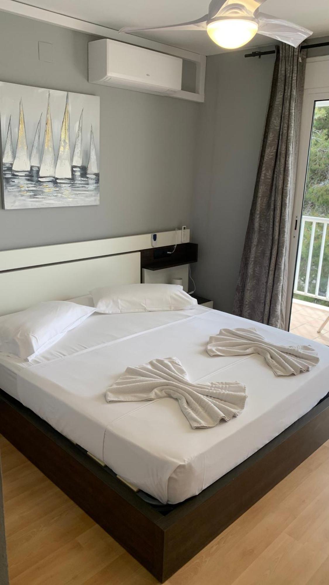 Apartamento Ginette Sunbeach 살루 외부 사진